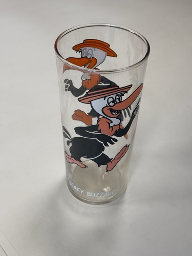 Looney toons beaky - beaky, buzzard