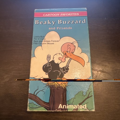 Beaky buzzard friends - buzzard,